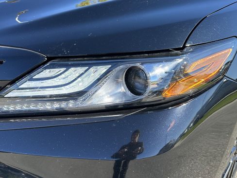 Used 2024 Toyota Camry XSE image 6