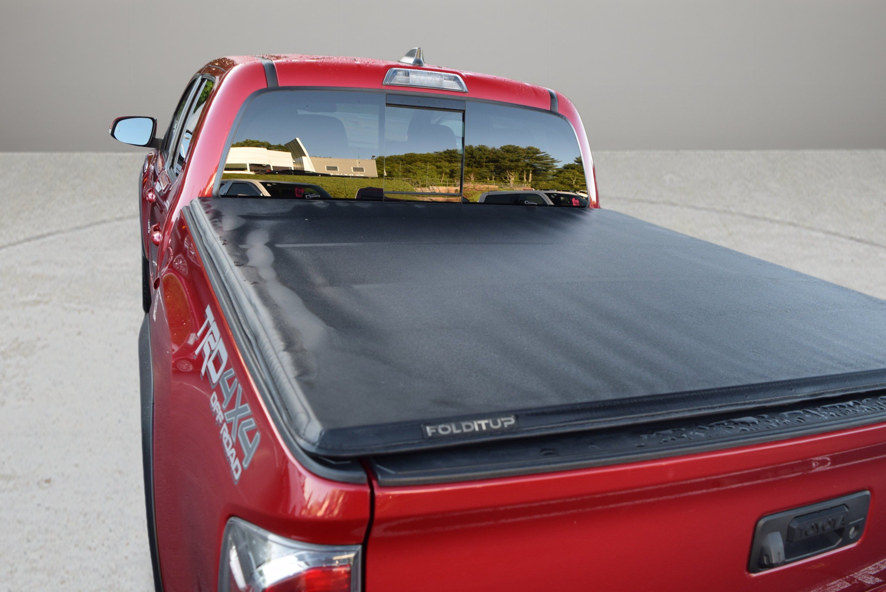 Used 2020 Toyota Tacoma TRD Off-Road w/ Technology Package AWD/4WD image 6