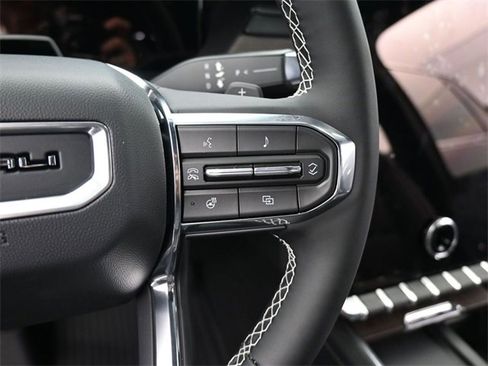 New 2025 GMC Acadia Denali w/ Super Cruise Package image 34