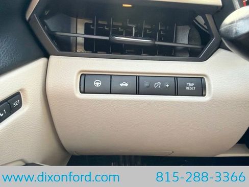 Used 2019 Nissan Altima 2.5 Platinum AWD/4WD image 19