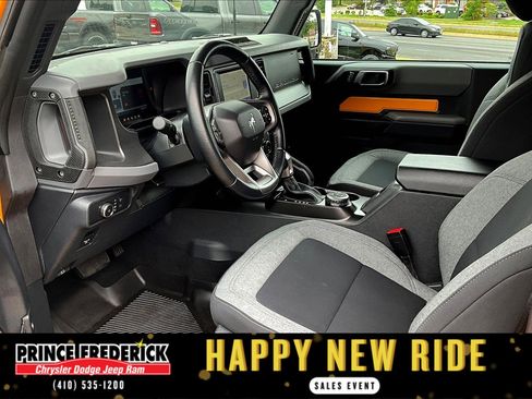 Used 2022 Ford Bronco Big Bend w/ Sasquatch Package image 10