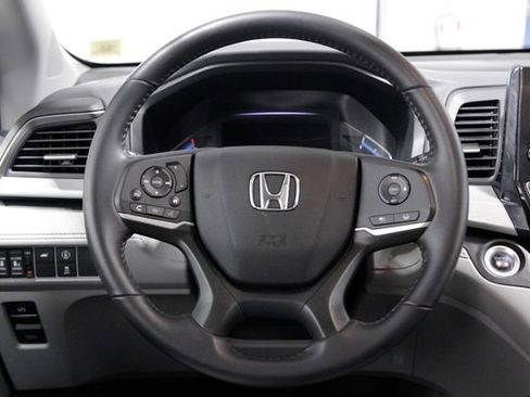 Certified 2024 Honda Odyssey EX-L image 16