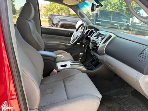 Used 2012 Toyota Tacoma PreRunner w/ TRD Sport Pkg RWD image 14