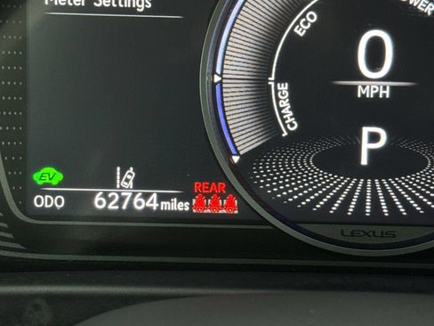 Used 2020 Lexus UX 250h w/ Accessory Package 2 AWD/4WD image 23