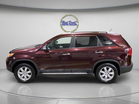 Used 2013 Kia Sorento LX w/ Convenience Pkg AWD/4WD image 2