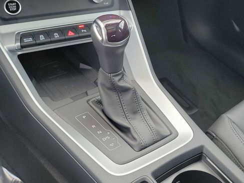 New 2025 Audi Q3 2.0T Premium image 25