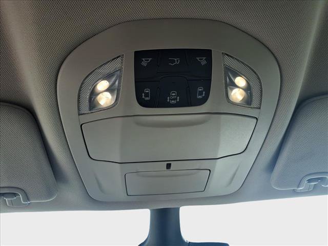 Used 2024 Chrysler Pacifica Touring-L FWD image 30