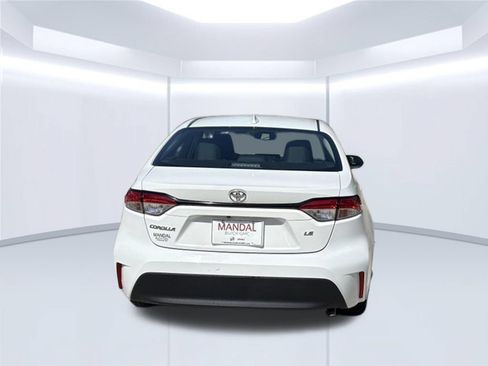 Used 2024 Toyota Corolla LE FWD image 7