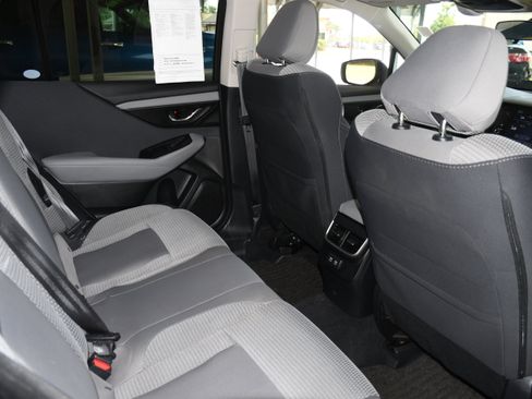 Used 2022 Subaru Outback Premium image 19