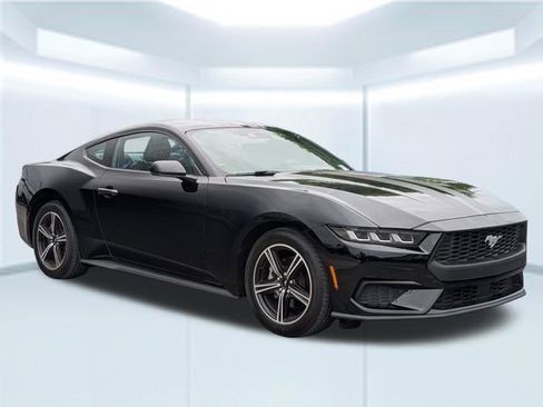 Used 2024 Ford Mustang Premium RWD image 8