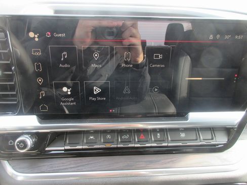 New 2026 GMC Sierra 1500 SLT w/ SLT Premium Package image 19