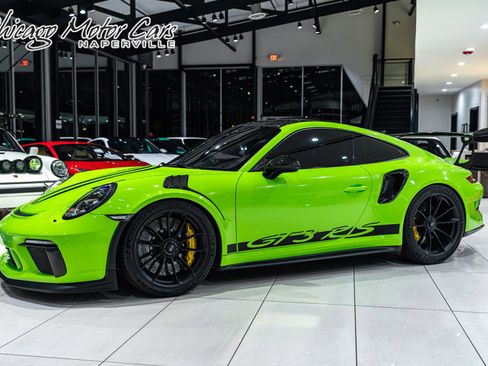 Used 2019 Porsche 911 GT3 RS image 1
