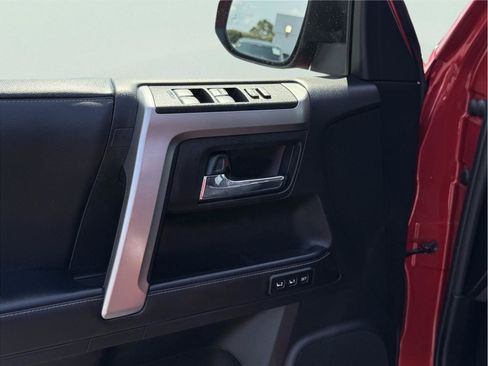 Used 2023 Toyota 4Runner Limited AWD/4WD image 12