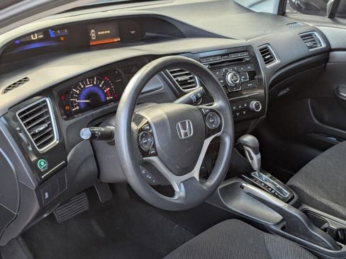 Used 2013 Honda Civic LX image 32