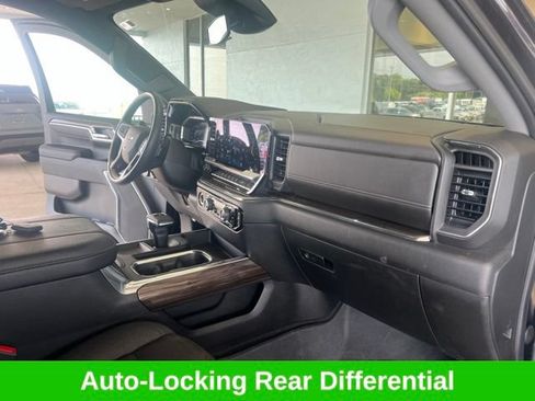Used 2023 Chevrolet Silverado 1500 LT AWD/4WD image 25