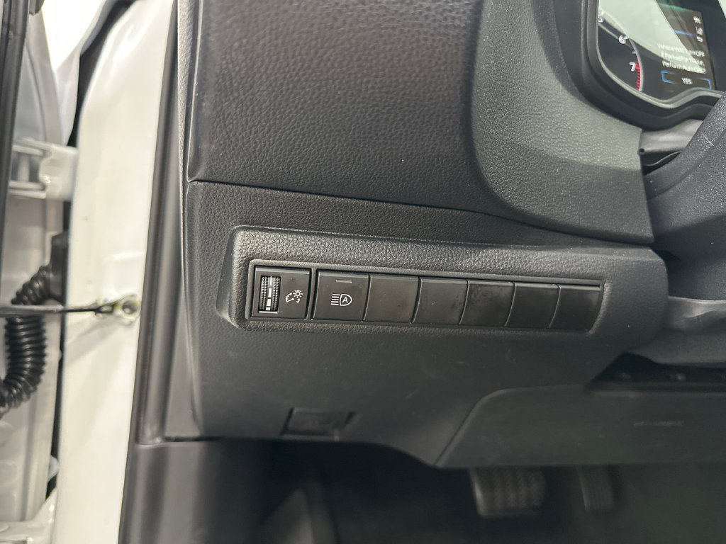 Used 2023 Toyota Corolla SE FWD image 29