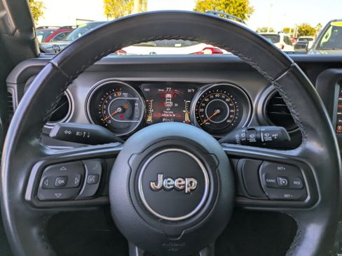 Used 2022 Jeep Wrangler Sport S image 23