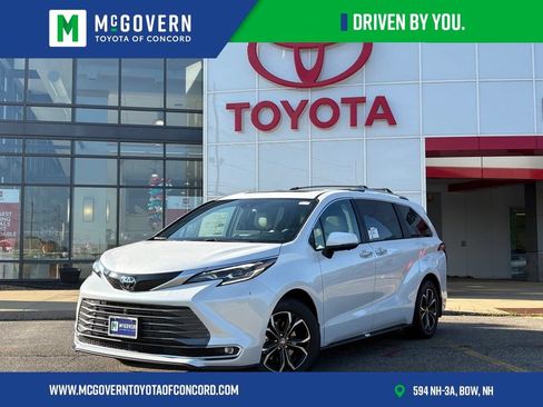 New 2026 Toyota Sienna Platinum AWD/4WD image 1