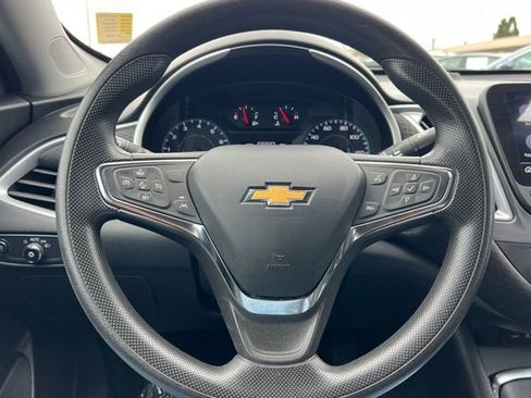Used 2023 Chevrolet Malibu LT FWD image 28