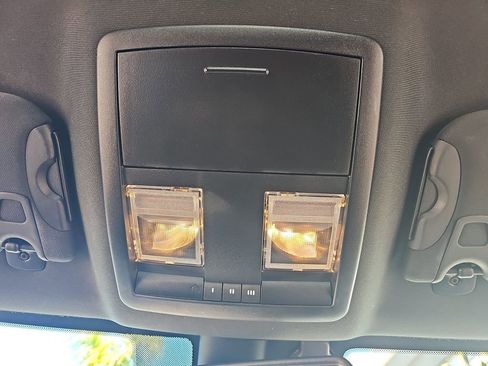 Used 2015 Dodge Challenger R/T Plus image 32