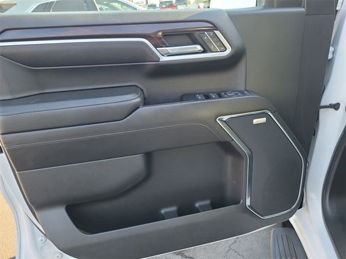 Certified 2022 GMC Sierra 1500 SLT w/ SLT Premium Plus Package image 21