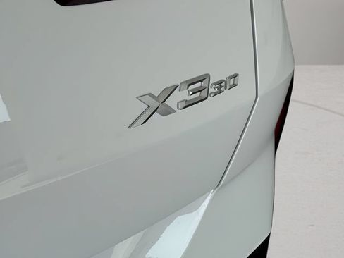 Used 2026 BMW X3 xDrive30i w/ M Sport Package AWD/4WD image 9