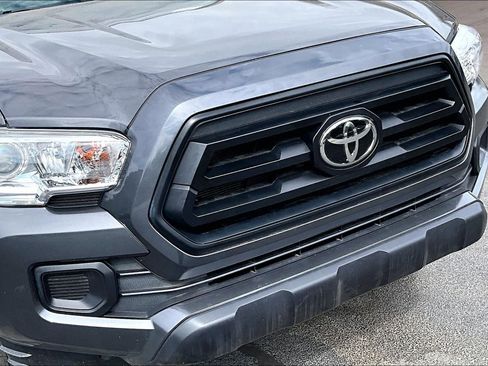 Used 2023 Toyota Tacoma SR AWD/4WD image 34