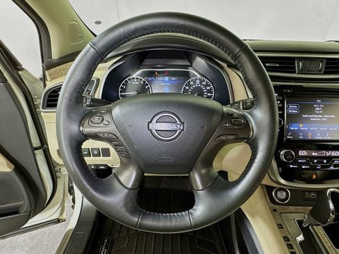 Used 2023 Nissan Murano SL w/ SL Moonroof Package FWD image 9