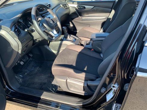 Used 2019 Nissan Rogue Sport S image 38