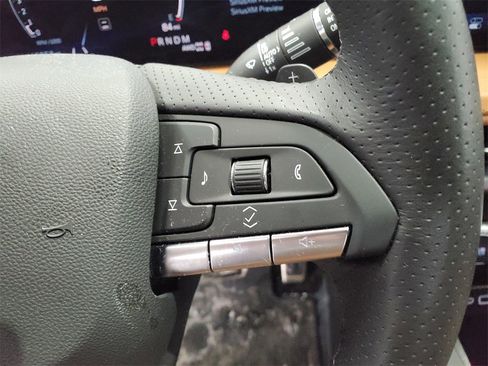 Used 2024 Cadillac XT4 Sport image 14