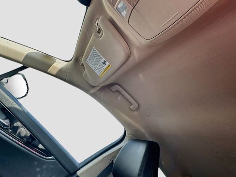 Used 2023 Lincoln Nautilus AWD image 22