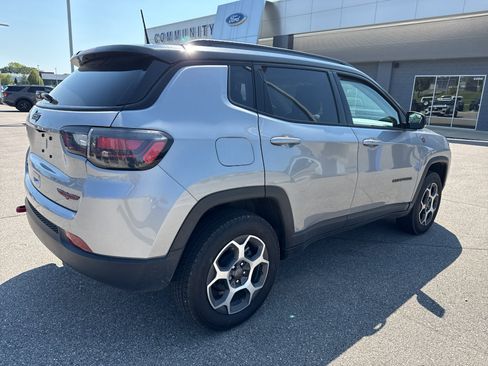 Used 2022 Jeep Compass Trailhawk w/ Trailhawk Elite Group AWD/4WD image 6