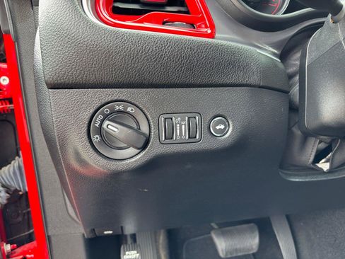 Used 2020 Dodge Challenger SXT AWD/4WD image 31
