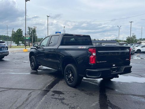 Used 2025 Chevrolet Silverado 1500 RST AWD/4WD image 3