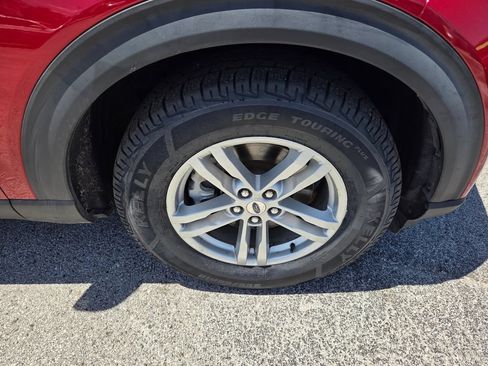 Used 2022 Ford Explorer XLT RWD image 19