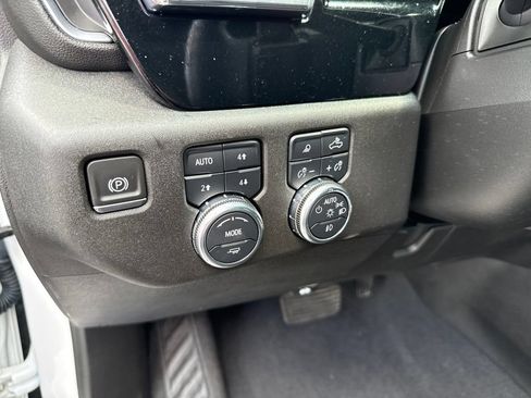 Used 2024 GMC Sierra 1500 Elevation w/ Elevation Premium Package AWD/4WD image 15