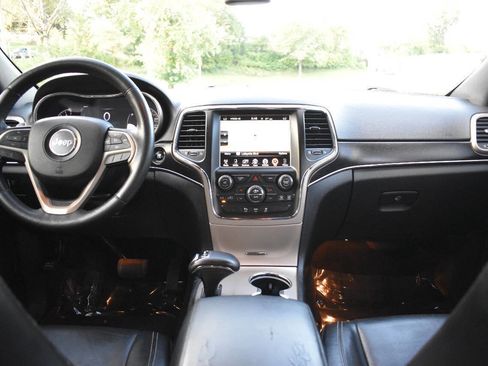 Used 2014 Jeep Grand Cherokee Limited image 18