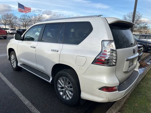Used 2022 Lexus GX 460 Premium image 7