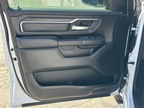 Used 2025 RAM 1500 Big Horn AWD/4WD image 11
