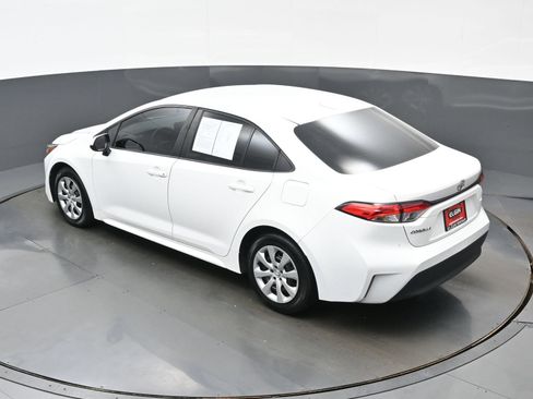 Used 2024 Toyota Corolla LE FWD image 36