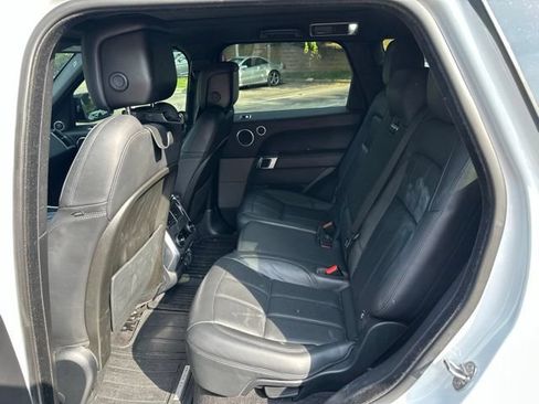 Used 2018 Land Rover Range Rover Sport Supercharged AWD/4WD image 9