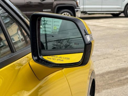 Used 2023 Chevrolet Blazer RS w/ Enhanced Convenience Package image 9