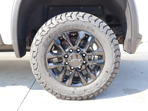 New 2026 Chevrolet Silverado 2500 LTZ w/ LTZ Plus Package AWD/4WD image 57