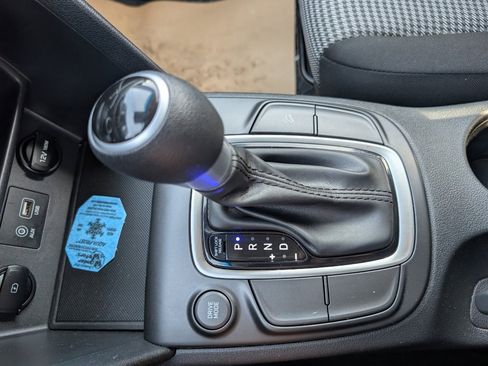 Used 2020 Hyundai Kona SE image 27