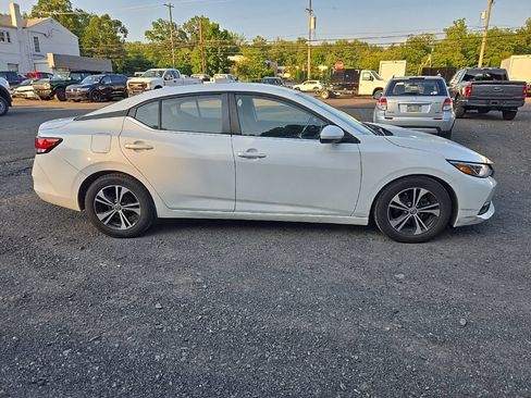 Used 2020 Nissan Sentra SV FWD image 8