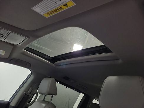 Used 2023 Honda Odyssey EX-L image 14