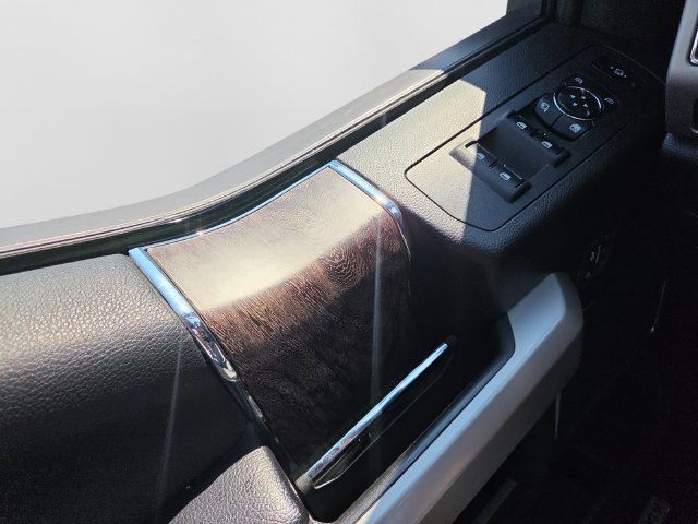 Used 2019 Ford F250 Lariat w/ Lariat Ultimate Package AWD/4WD image 11