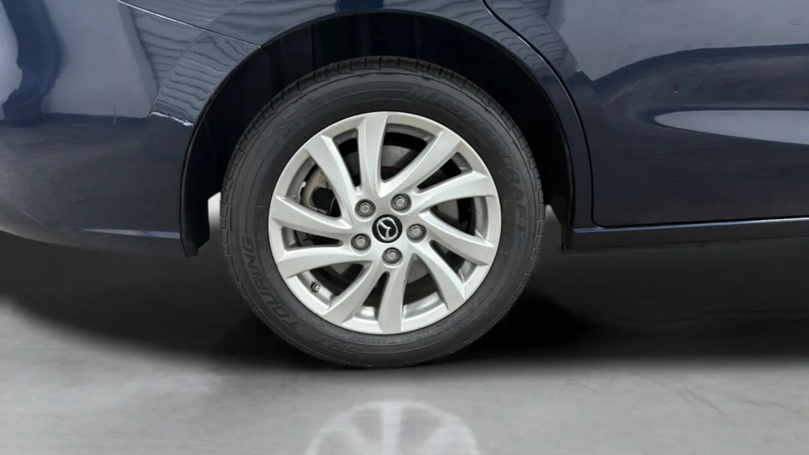 Used 2014 MAZDA MAZDA5 Sport FWD image 26