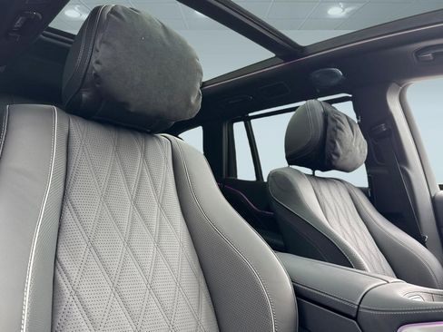 New 2026 Mercedes-Benz Maybach GLS 600 4MATIC image 25