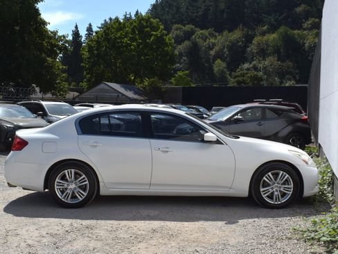 Used 2012 INFINITI G37 Journey w/ Premium Pkg RWD image 6
